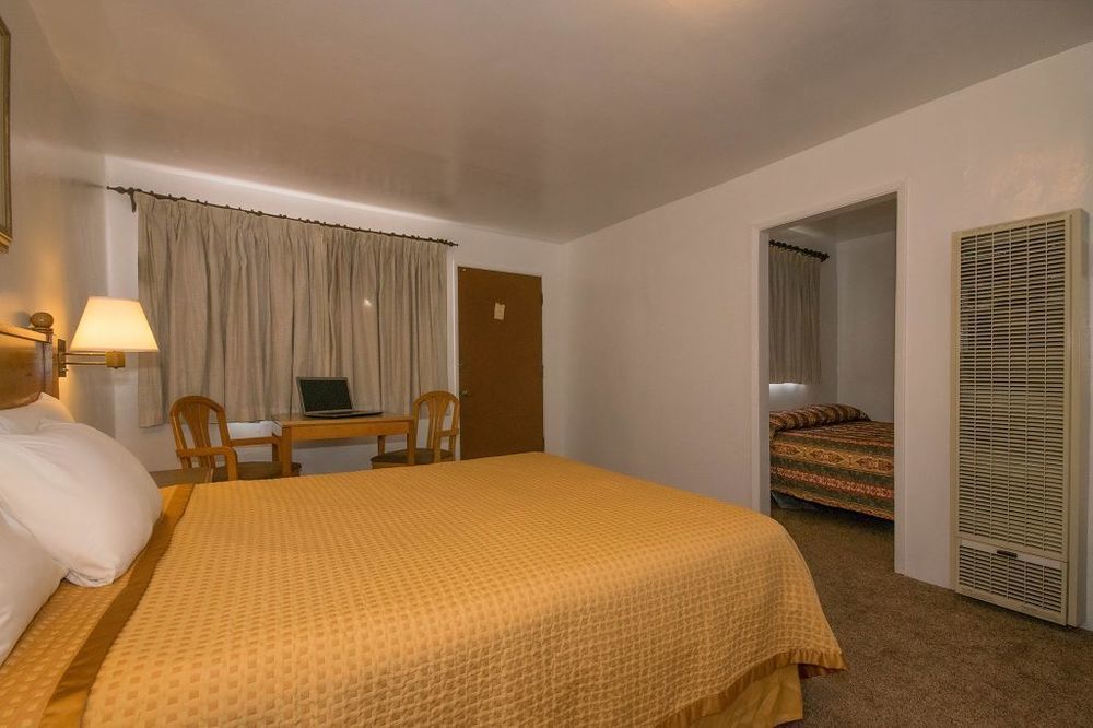 Scandia Motel Carlsbad Exteriör bild